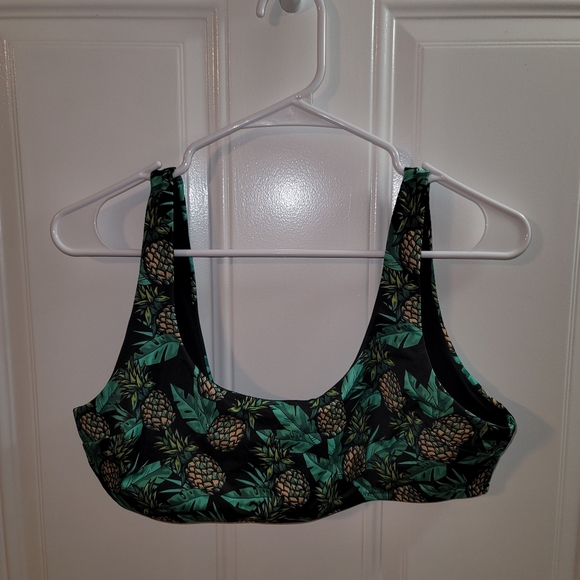 MeUndies Other - MeUndies Swim Scoop Bikini Top 1.0